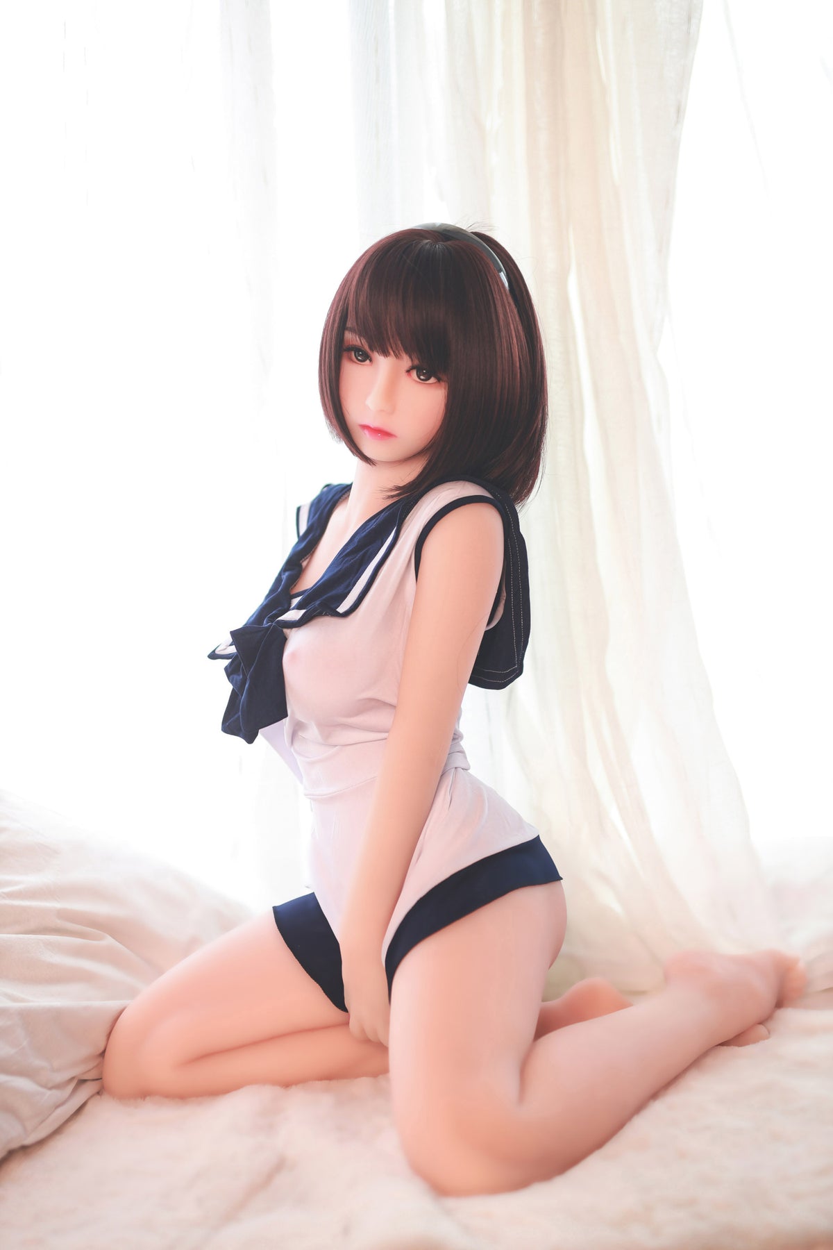 Nizomi: Petite Asian Sex Doll